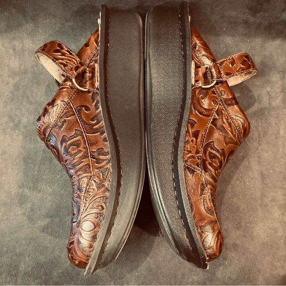 ALEGRIA Sz 41 Allie Yeehaw Western Inspired Comfort Clogs With Strap Shoes - Picture 7 of 12